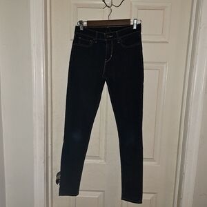 Levi jeans size 27x30